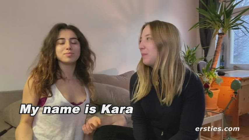 An Intimate Moment with Zoe &amp; Kara