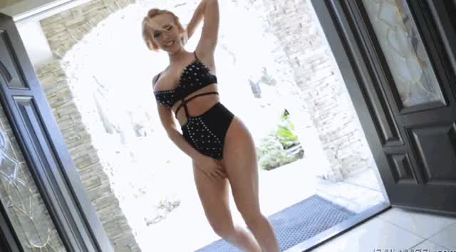 Kagney Linn Karter 008