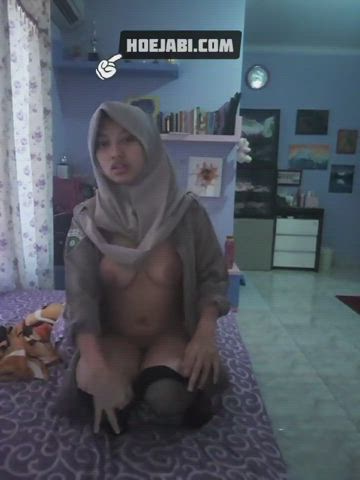 Asian Hijab Indonesian Lingerie Malaysian Muslim Solo Teen gif