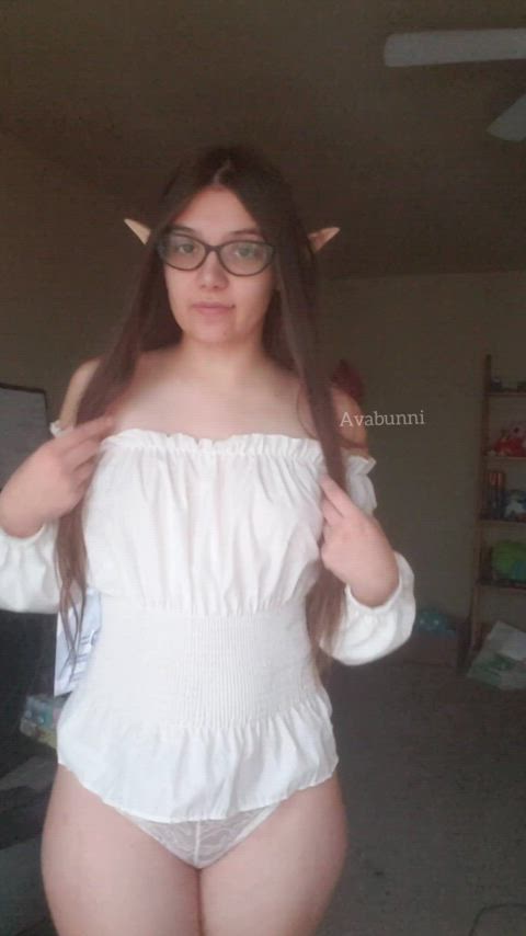 boobs brunette cosplay cute elf lingerie natural tits petite solo tits girls-with-glasses