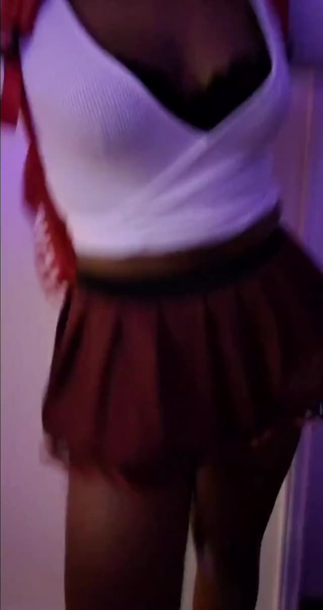 I like dancing in my new [f]avorite skirt