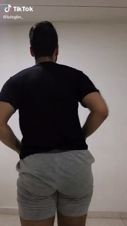 Thick cheeks - https://www.tiktok.com/@luisgbv_/video/6822065750522547461