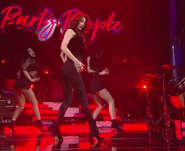 bae suzy dance peformance