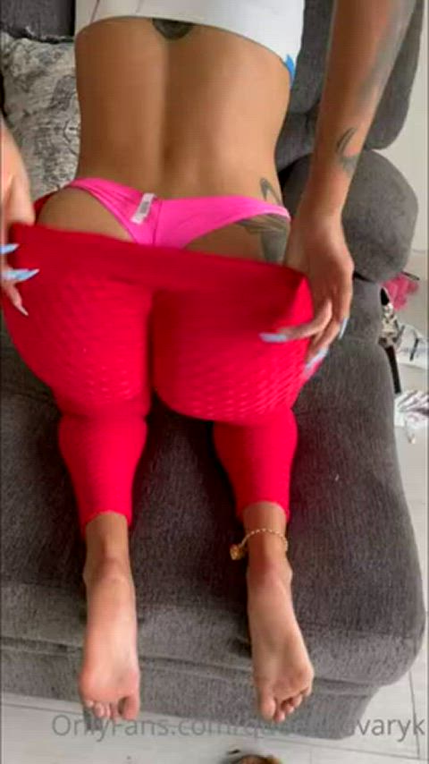 ass big ass booty brunette cute latina gif