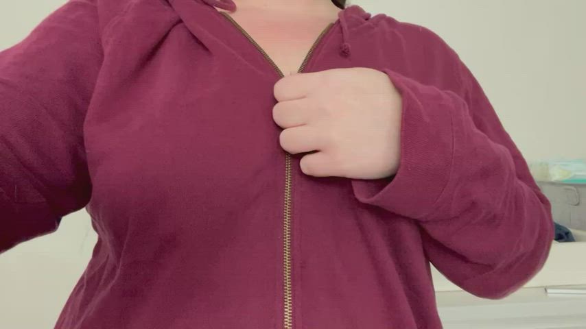 areolas bbw big nipples boobs chubby nipples saggy tits tits gif