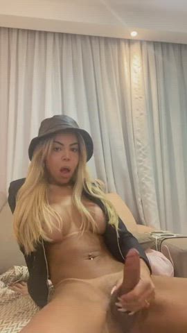 big dick brazilian escort jerk off latina masturbating t-girl tanned trans gif