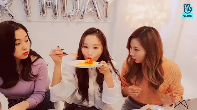 V LIVE - [드림캐쳐] 데뷔 2주년 V LIVE ? 8