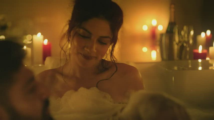 Sapna Pabbi in Shower - Inside Edge S03