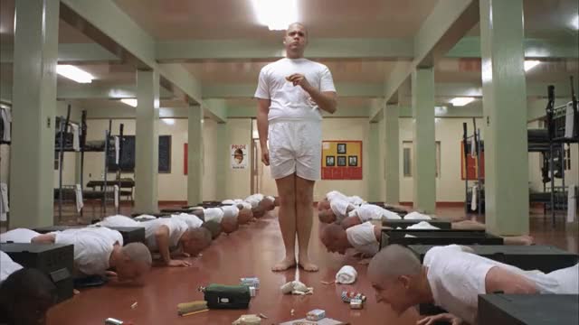 Full-Metal-Jacket-1987-GIF-00-26-34-push-ups-donut