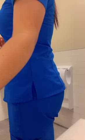 Cum play with me 🍑🍑🍑 FREE OF link below 👇