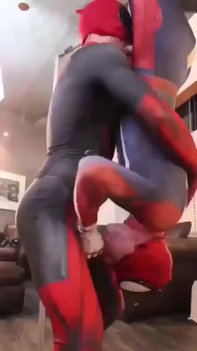 Deadpool & spiderman 69 blowjobs