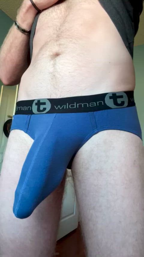 Does anyone wanna play with my bulge?