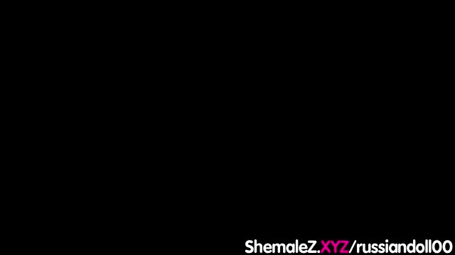 russiandoll00 stream on Shemalez.XYZ