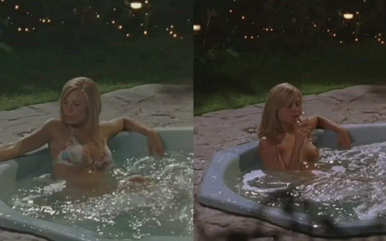 [Topless] Molly Schade in EuroTrip (2004) Rated/Unrated