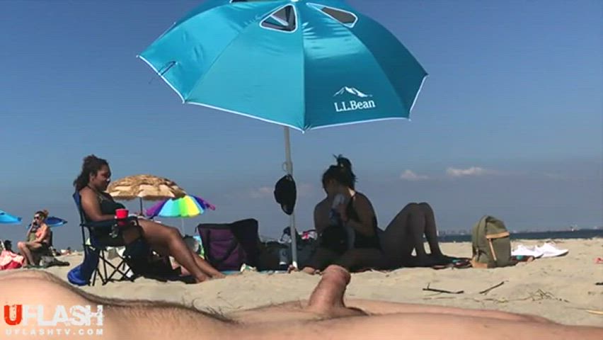 beach cfnm cumshot girls hands free humiliation public watching r/sph gif