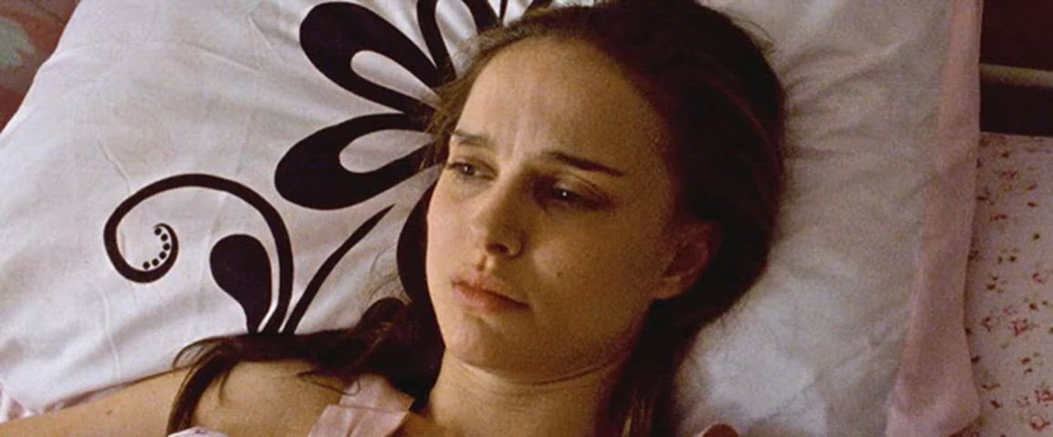 celebrity natalie portman sexy gif