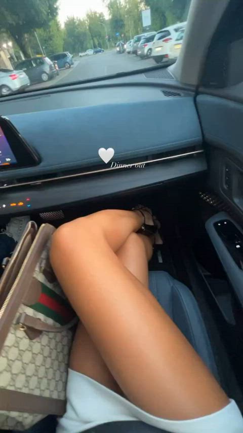 girls italian legs gif