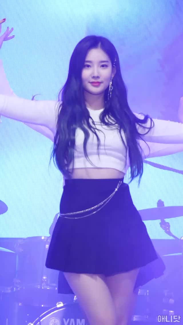 Favorite - Seoyeon 191019 6