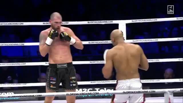 D’Angelo Marshall vs. Daniel Skvor - Glory 64