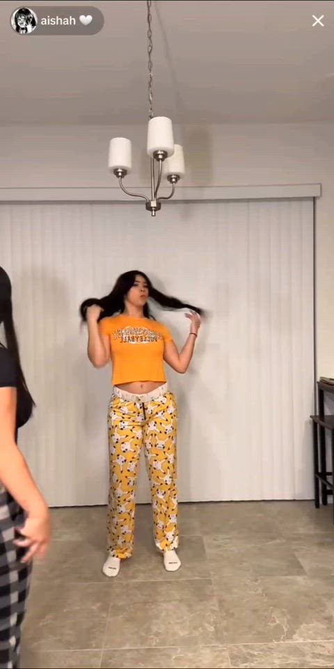 asian ass big ass dance dancing pajamas tiktok phat-ass-white-girls tik-tok gif