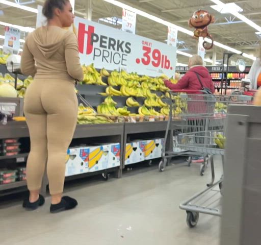 amateur ass grocery store public voyeur gif