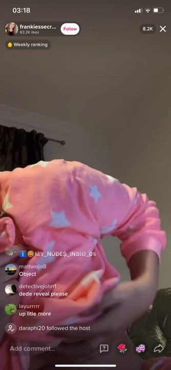 Flashing NSFW TikTok gif