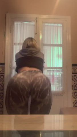 Booty Teen Twerking gif