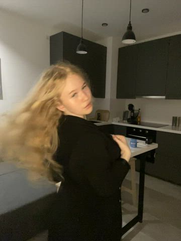 Blonde Curly Hair OnlyFans gif