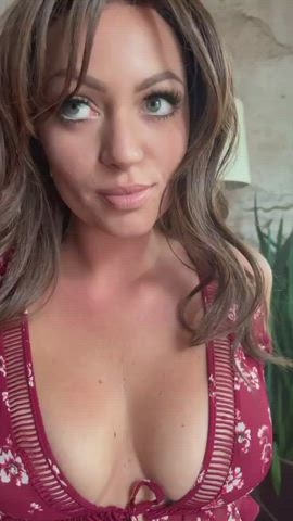 bikini blue eyes boobs bouncing tits housewife jiggling milf petite pierced gif