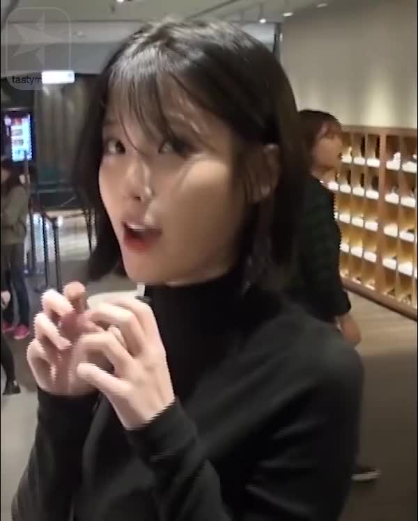 IU - [IU TV] '24STEPS' in Taiwan (170224)