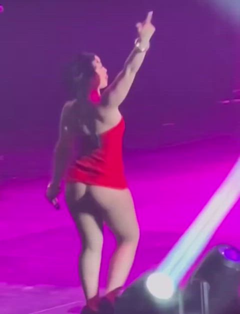 Ice Spice at her concert