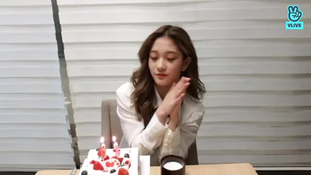 V LIVE - 션데이??