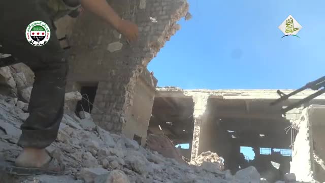 Syrian Rambo lays down suppression fire