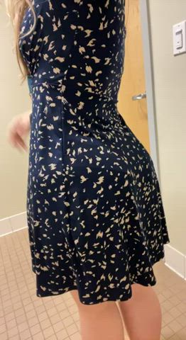 Her booty at work in all of its glory!