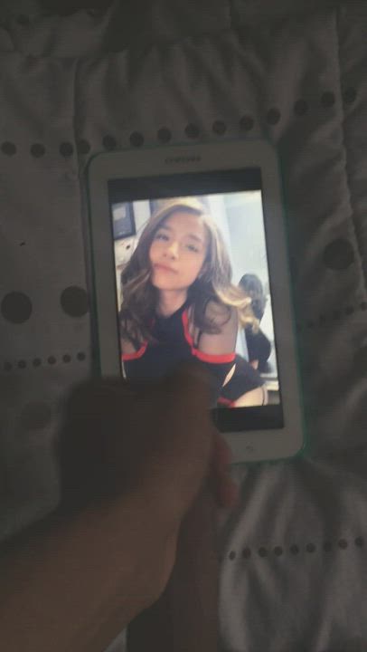 My first ever cum tribute and i had to do it on Pokimane! Lemme know your thoughts