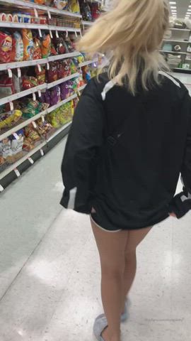 Naughty blonde drops her pants in the supermarket
