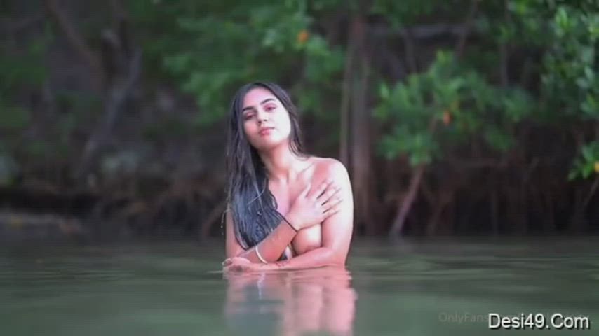 Exclusive Indian 😍girl video