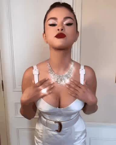 celebrity selena gomez sex gif