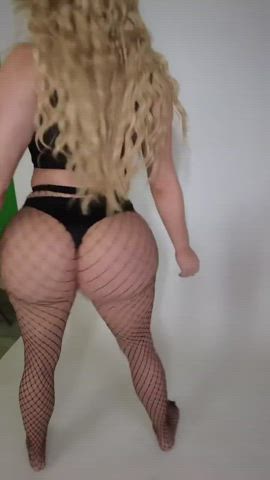 I fucking love BIG FAT FAKE BUTTS 😍 💕 ❤️