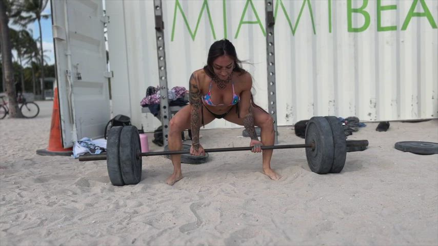 Fitness Muscular Girl Muscular Milf gif