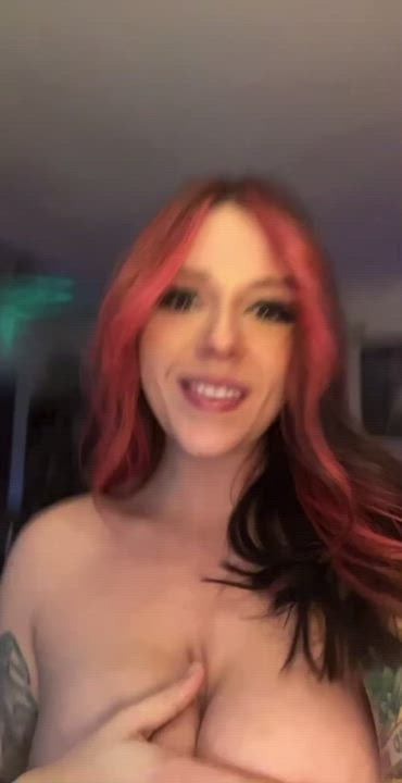 Alt Big Tits Bouncing Tits Busty TikTok gif