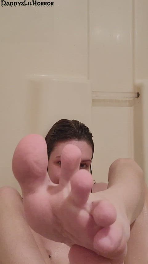 Clean Wrinkled Soles [oc]