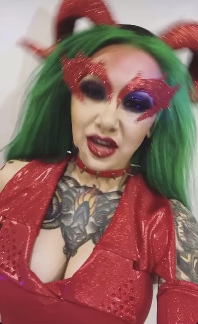 Shotzi Blackheart: Halloween Havoc (Red)