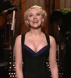 Cleavage Scarlett Johansson Tits gif