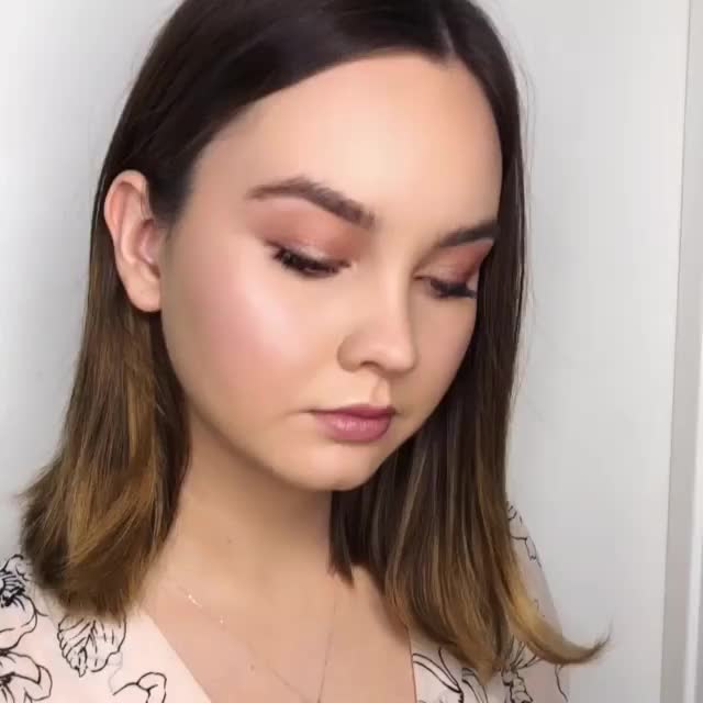 Celebrity Liana Liberato gif