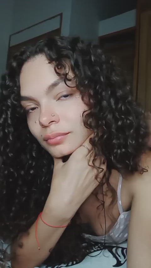 camgirl curly hair dirty feet feet feet fetish girls latina onlyfans gif