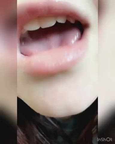 Amateur Saliva Spit Tongue Fetish White Girl gif