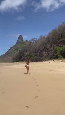 beach blonde body boobs brazilian bubble butt celebrity goddess onlyfans tease gif