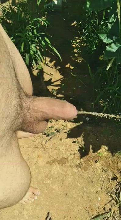[25] Pissing in the park makes me horny