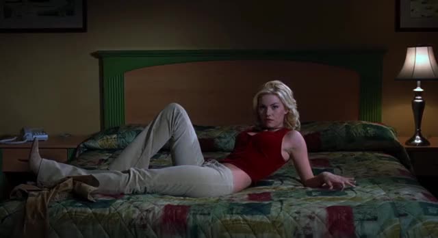 Elisha Cuthbert - The Girl Next Door 2 120